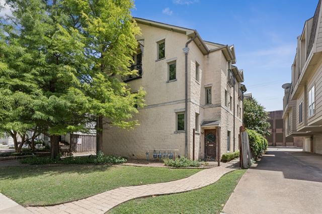 Foto del edificio - 3321 Rosedale Ave