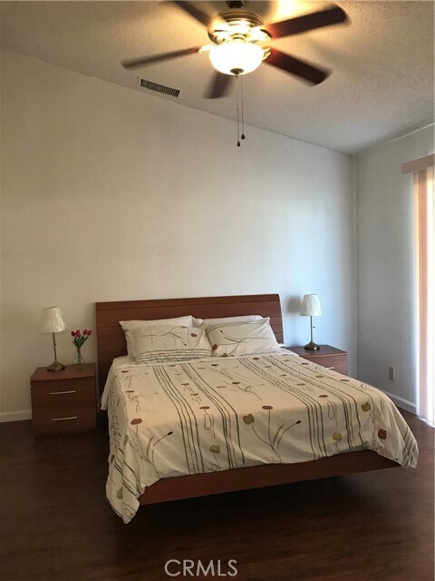 Foto del edificio - 13015 Oasis Rd