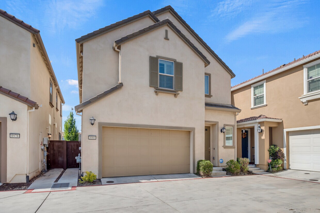 Foto principal - 8980 Upbeat Wy