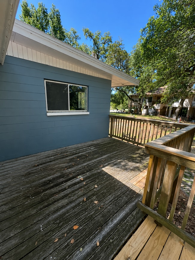 Building Photo - Stunning Riverfront 3BR/2BA Home on the Scenic Withlacoochee River!