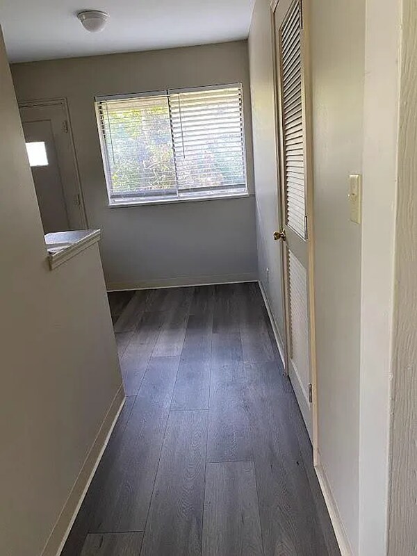 Building Photo - 768 Griggs Ave