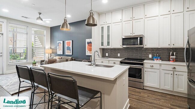 Foto del edificio - 4015 Aspen Grove Dr
