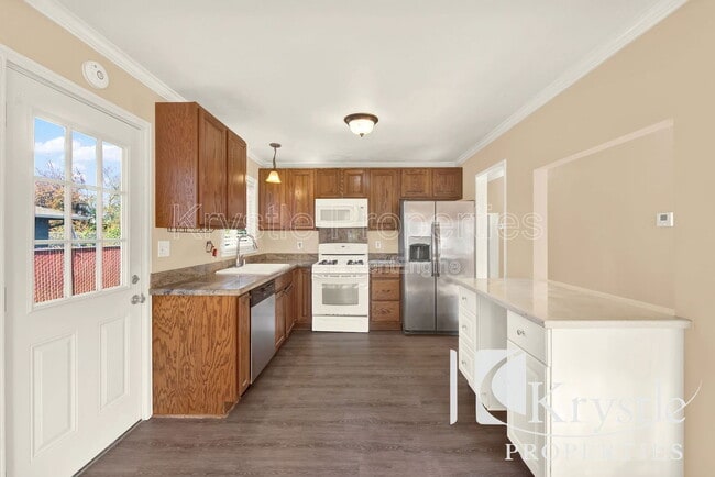 Building Photo - 342 Los Altos Pl