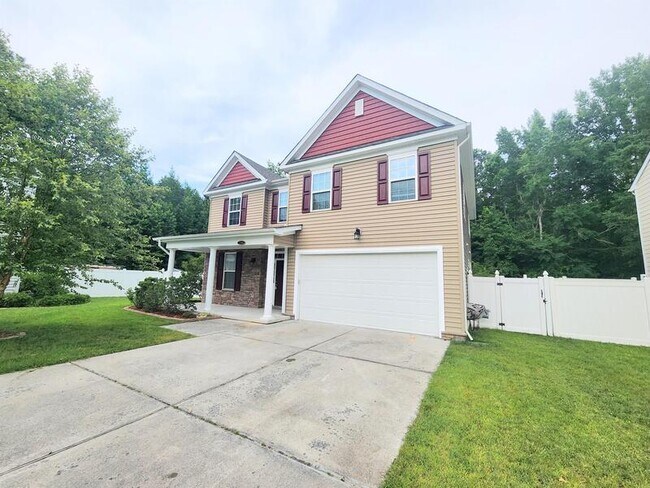 Building Photo - 2146 Redgate Dr