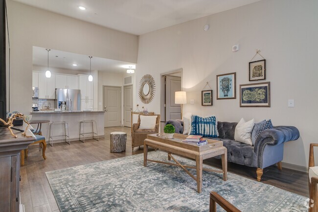 2BR, 2BA - 1046 SF - Avalon at Seven Springs