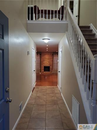 Foto del edificio - 280 Shady Oak Ct