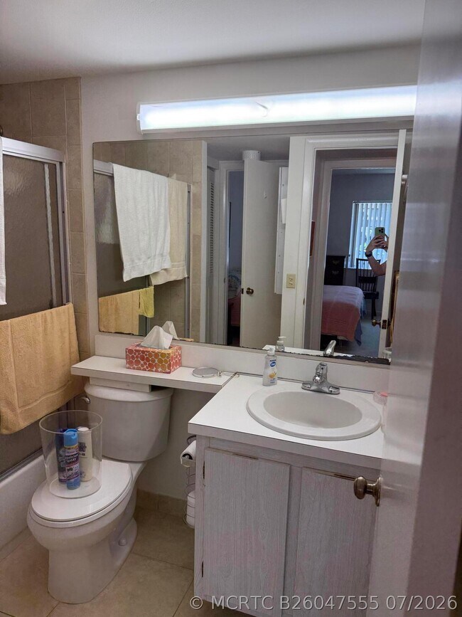 Foto del edificio - 422 Pine Glen Ln