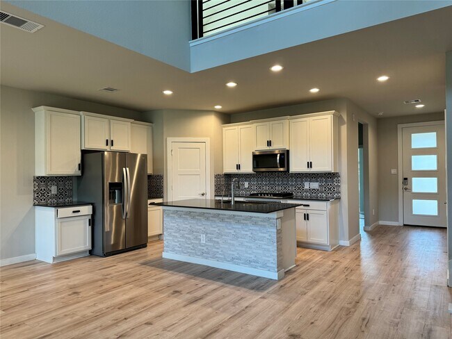 Foto del edificio - 10213 Prairie Creek Ln