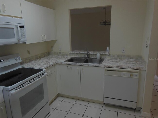 Building Photo - 521 Villa Del Sol Cir
