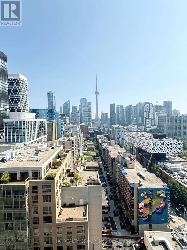 Photo principale - 280-1280 Dundas St W
