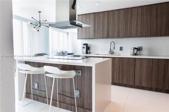 Photo - 601 NE 36th St Apartment