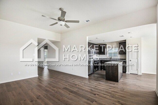 Foto del edificio - 10917 Gray Mare Dr