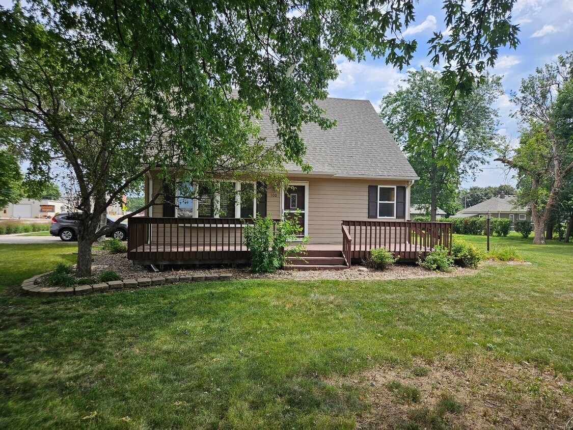 Foto principal - 3 Bedroom 1.5 Bath Home