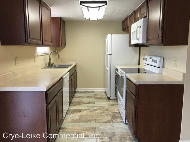 Building Photo - 2 br, 1.5 bath House - 115 High Point Ln