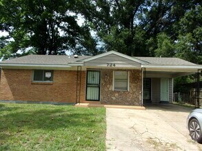 Building Photo - 724 Western Park Dr