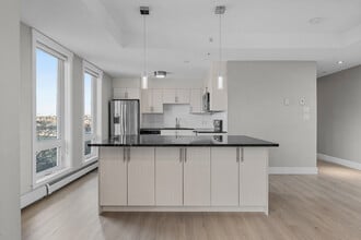 Building Photo - 3569 Dutch Village Rd