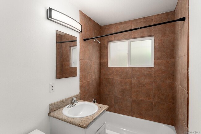 Foto del edificio - 4654 33rd St