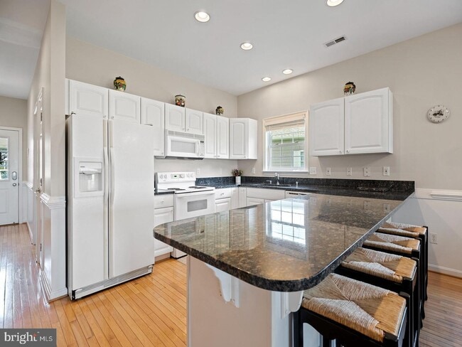 Building Photo - 17270 Crab Pot Ln