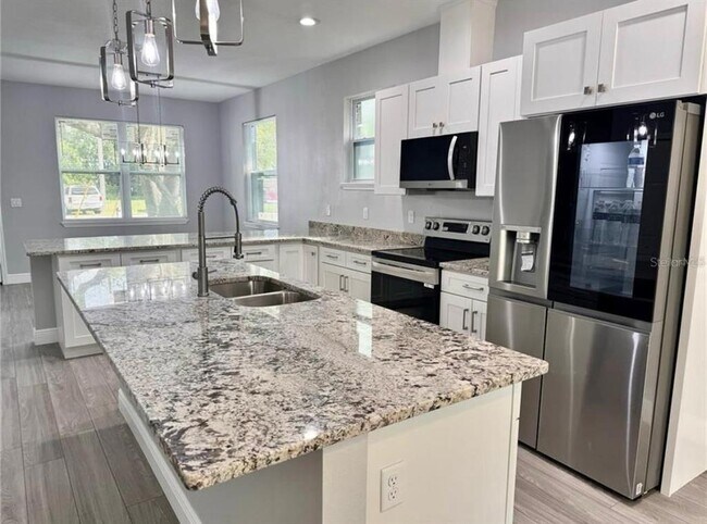 Foto del edificio - 4529 W Gore St