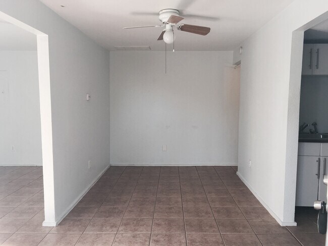 Foto del edificio - 1036 E 43rd St