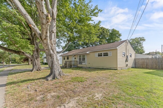 Photo - 2124 Jeffrey Drive House