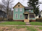 Foto principal - 824 Davis St