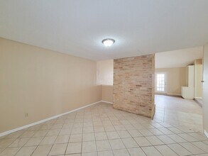 Building Photo - 2710 Quail Creek Dr