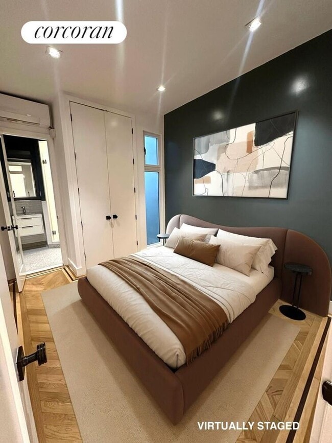 Building Photo - 324 W 47th St