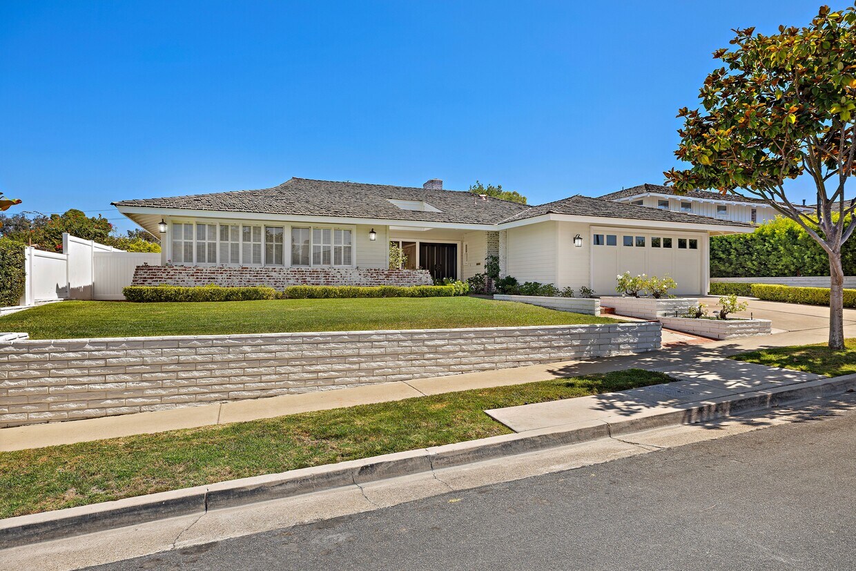 Foto principal - 2612 Lighthouse Ln