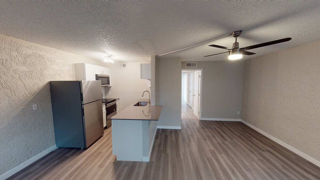 U at 19th Apartments 4802 N 19th Ave, Phoenix, AZ 85015