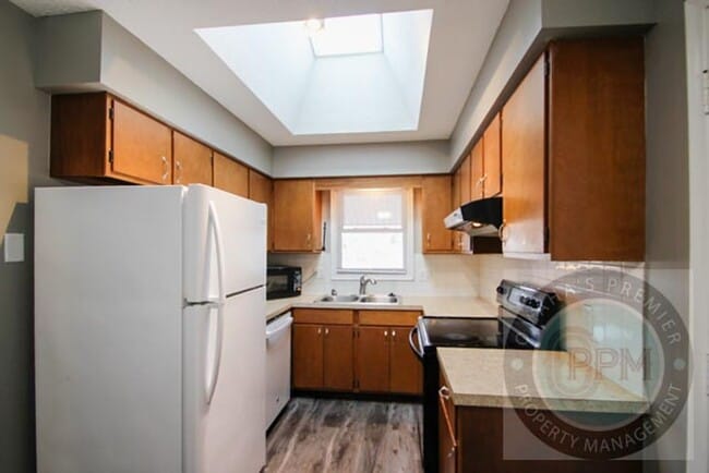 Foto del edificio - 12317 Weir St