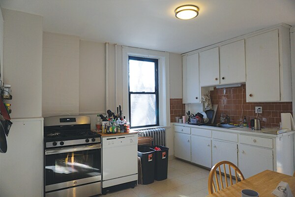 Building Photo - 42 Cedar St