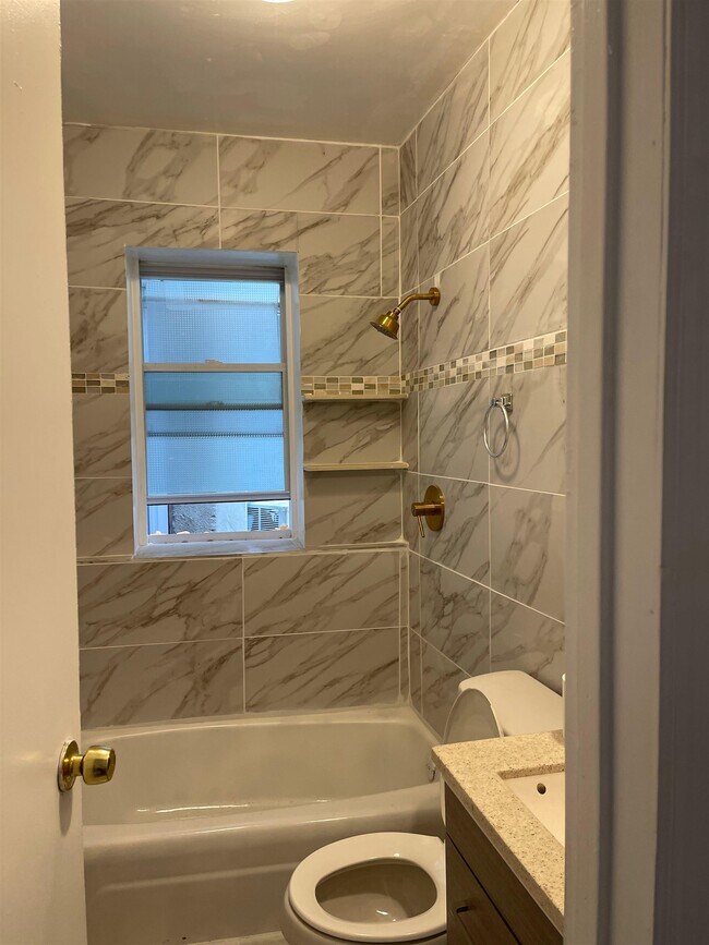 Foto del edificio - 3511 Park Ave