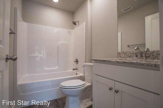 Foto del edificio - 2 br, 2 bath House - 596 N Littleleaf Terrace