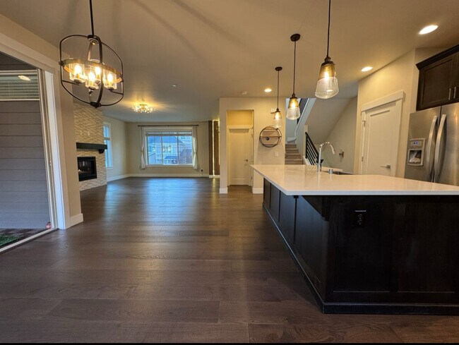 Foto del edificio - 938 233rd St SE