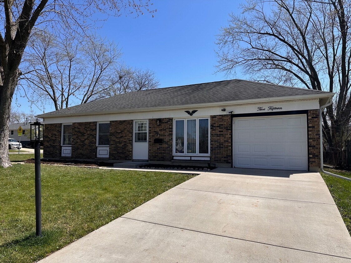 Primary Photo - 515 Freeman Ave
