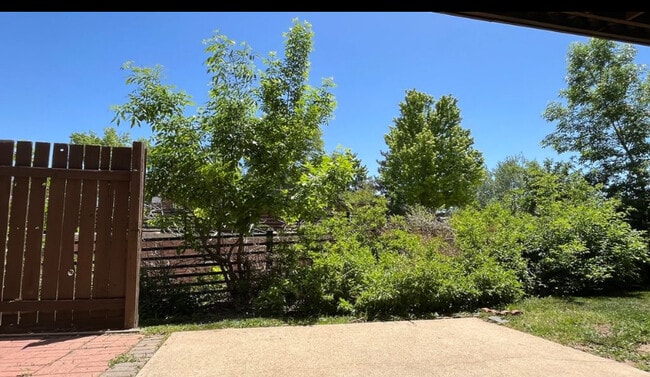 Building Photo - 2630 Juniper Ave