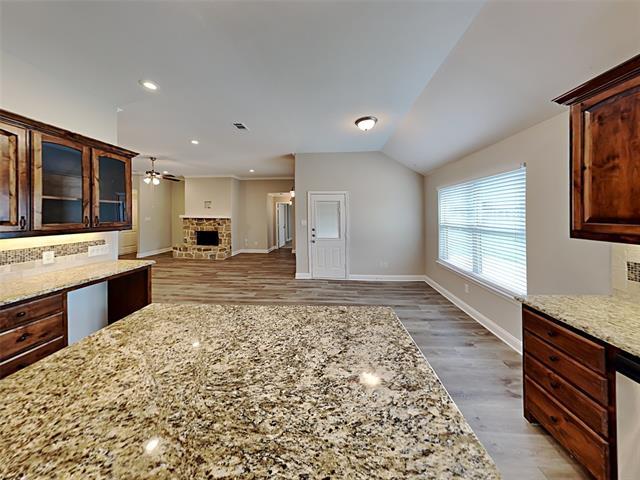Building Photo - 2021 Bay Laurel Dr