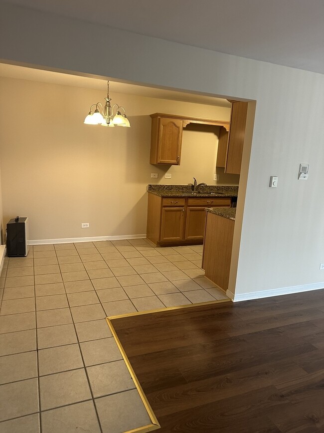Foto del edificio - 1010 Shagbark Rd