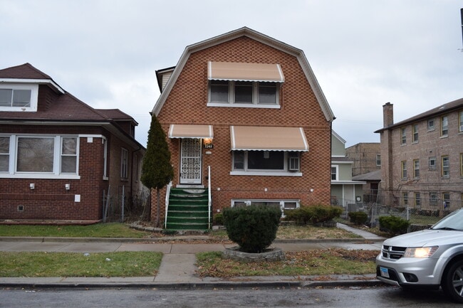 Foto del edificio - 7249 S Campbell Ave