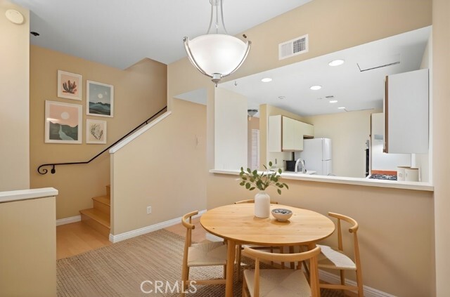 Building Photo - 500 E Del Mar Blvd