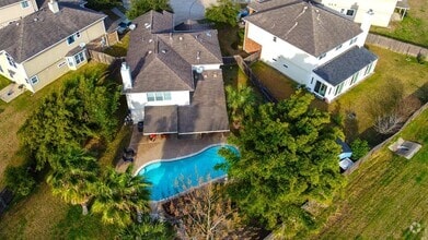 Building Photo - 11007 Shumard Oak Ct