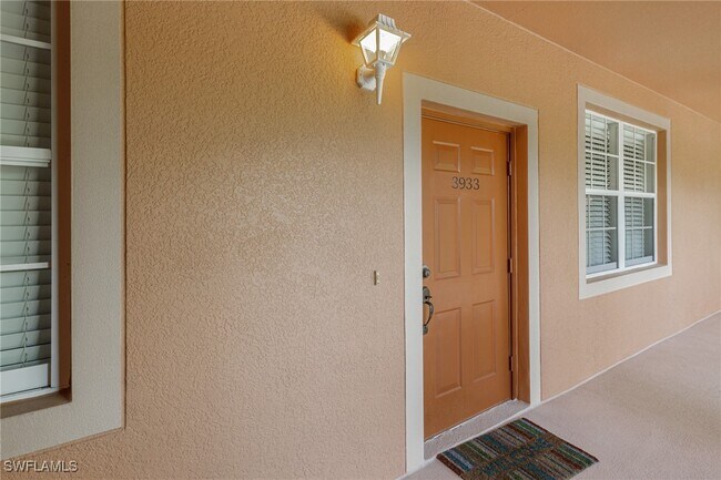 Building Photo - 9631 Spanish Moss Way