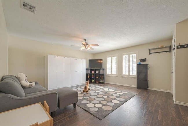 Building Photo - 11941 Miller Cir