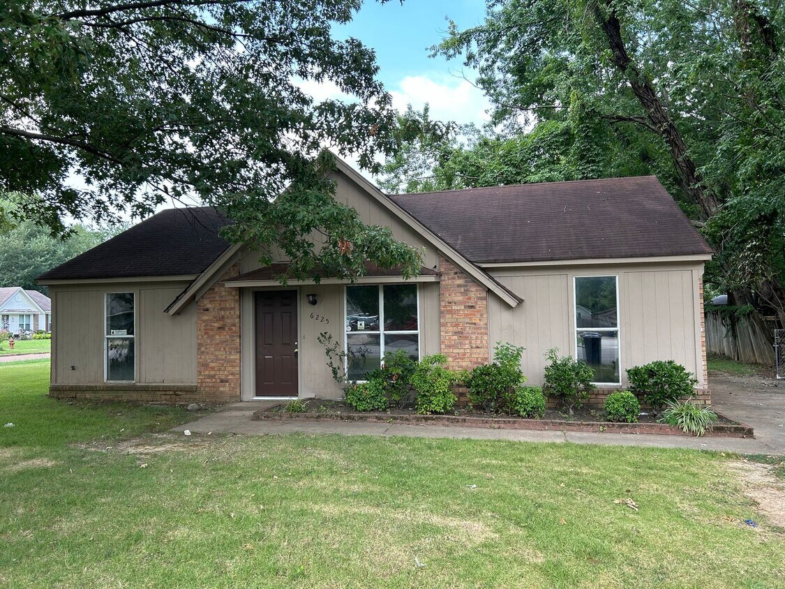 6225 Sandhurst Dr Horn Lake, MS - 6225 Sandhurst Dr  Horn Lake, MS