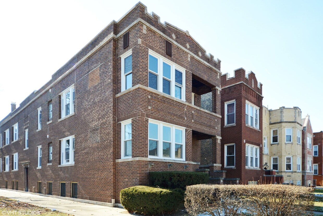 Foto principal - 4101 W Barry Ave