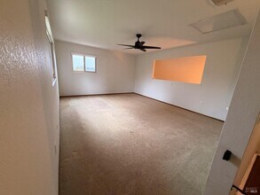 Building Photo - 950 Pembroke Way