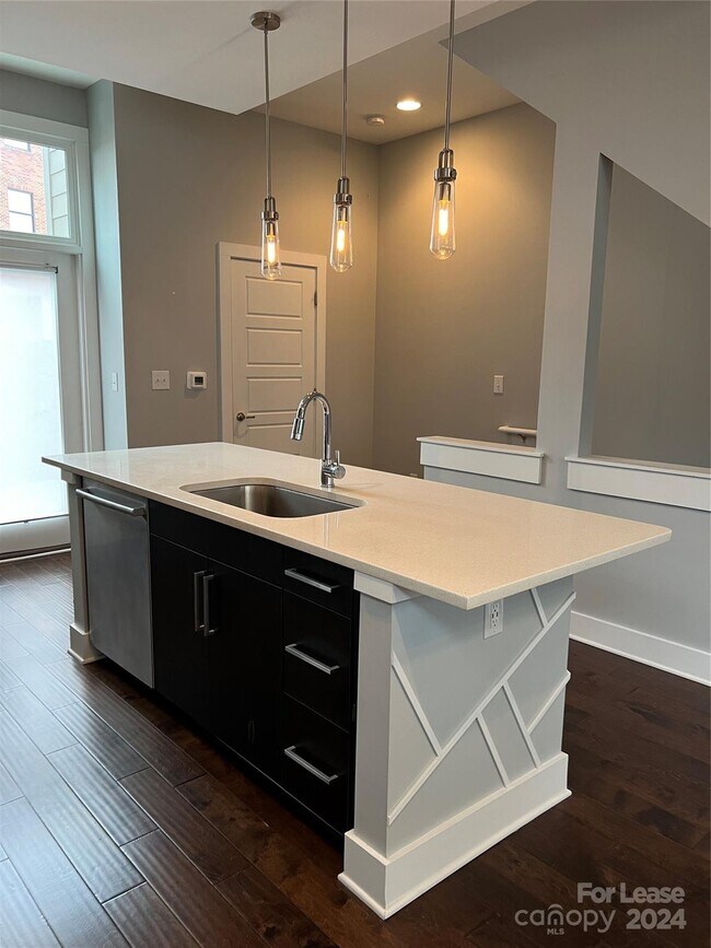 Foto del edificio - 356 Helix Wy