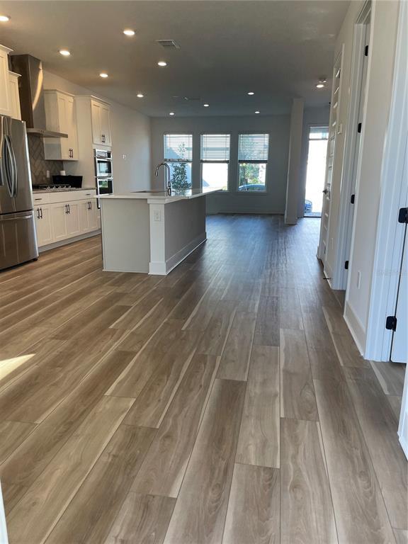 Building Photo - 14990 Lebeau Lp