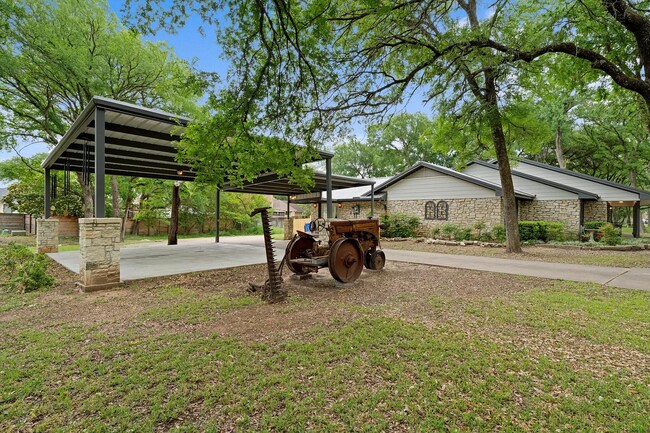 Foto del edificio - 273 Leafy Hollow Ln